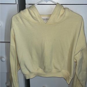 Lightly used yellows cropped hoodie